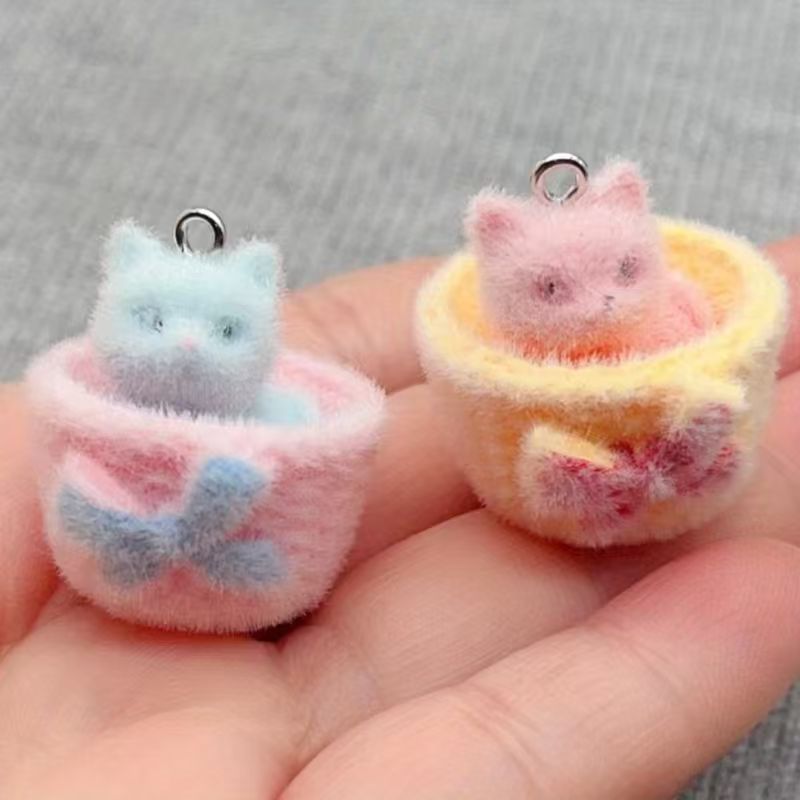 Resin Art Engagement - 4 stuks 3D pluche hars kattenhangers,