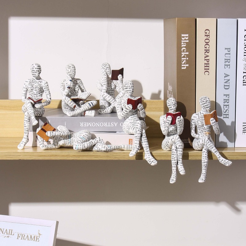 1 stuk Mini Lezend Vrouwelijke - Resin Art Images recensie en prijs